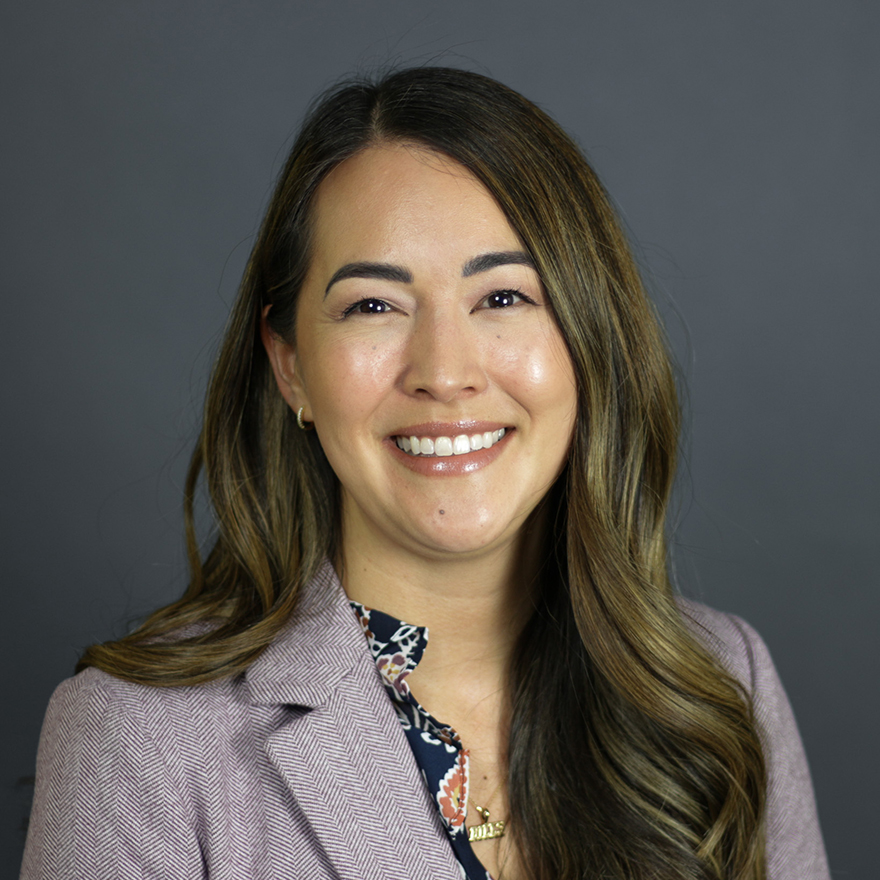 Headshot image of Elizabeth Craig